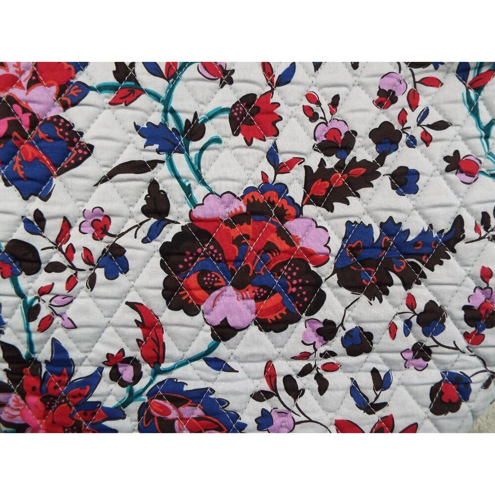 VERA BRADLEY Gray Bucket Crossbody Floral Flowers Top Zip Adjustable Strap NWT - Picture 2 of 9